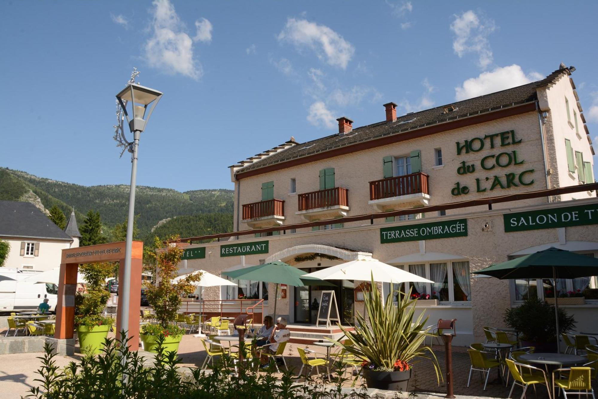 Logis Hotel - Le Col De L'Arc Lans-en-Vercors Bagian luar foto